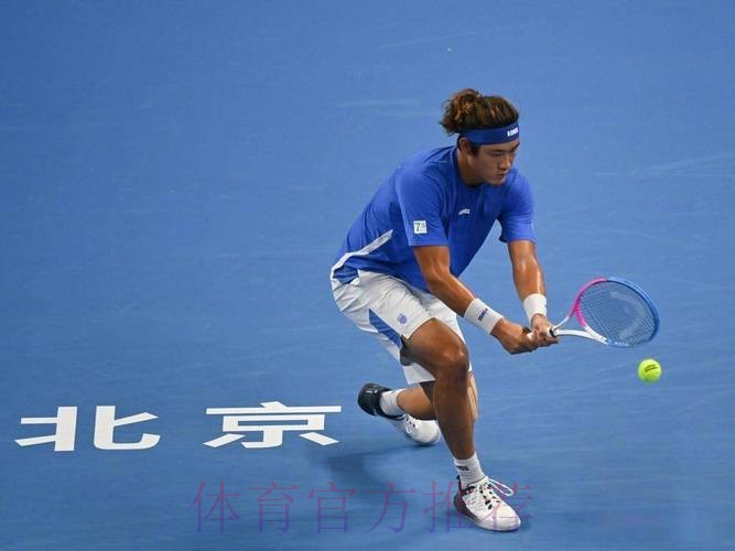 张之臻0-3不敌18号种子塞伦多洛止步澳网首轮